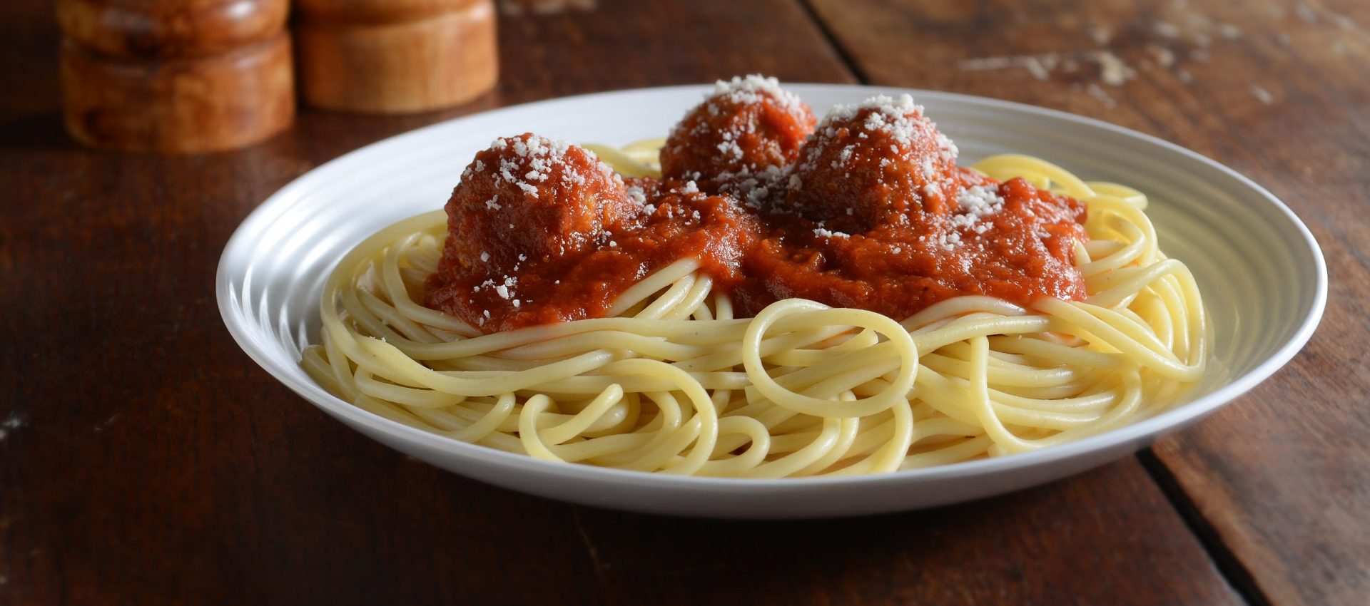 Vegetable-spaghetti-and-meatballs-1-HR-scaled-1920x850 Easy Weeknight Spaghetti and Meatballs