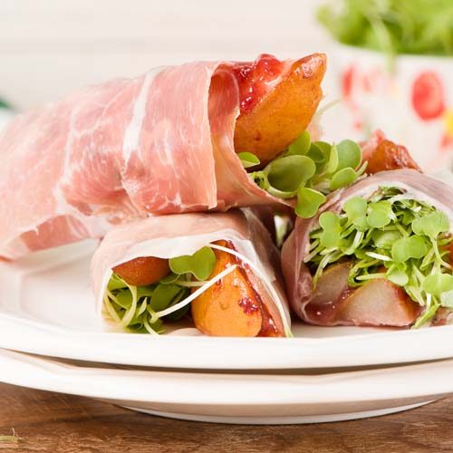 Prosciutto, Pear And Goat Cheese Rolls