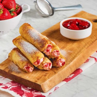 Strawberries And Cream French Toast Roll-Ups